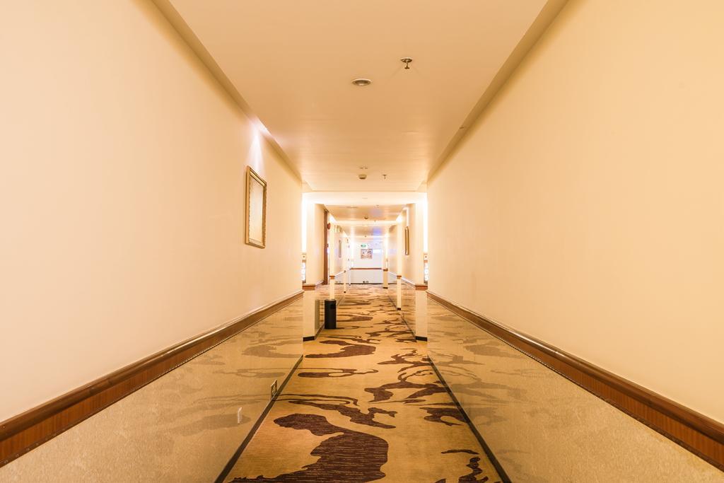 James Joyce Coffetel Hotel Guangzhou Shi Jing City Square Branch Kültér fotó